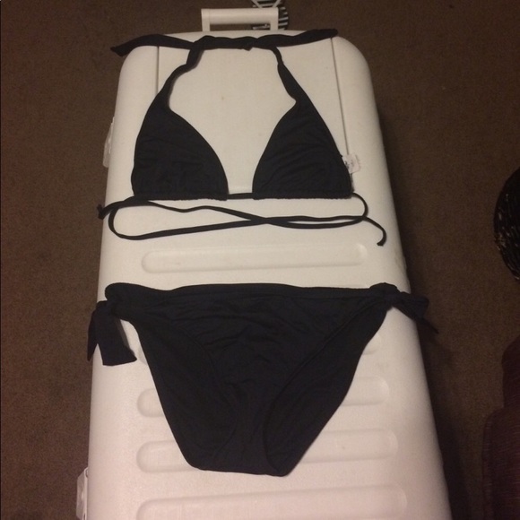 Bikini bundle! Size medium - Picture 8 of 8